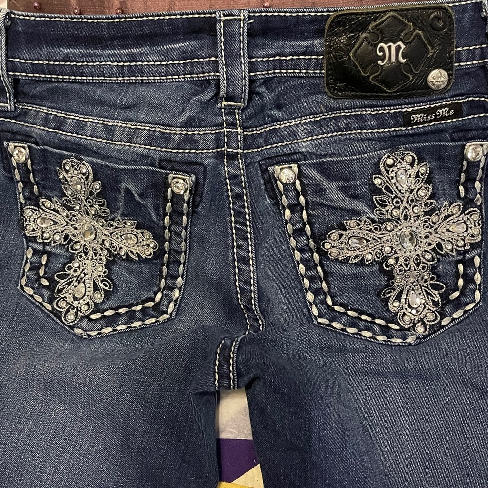 Miss Me Mid-Rise Skinny Jeans sz 27